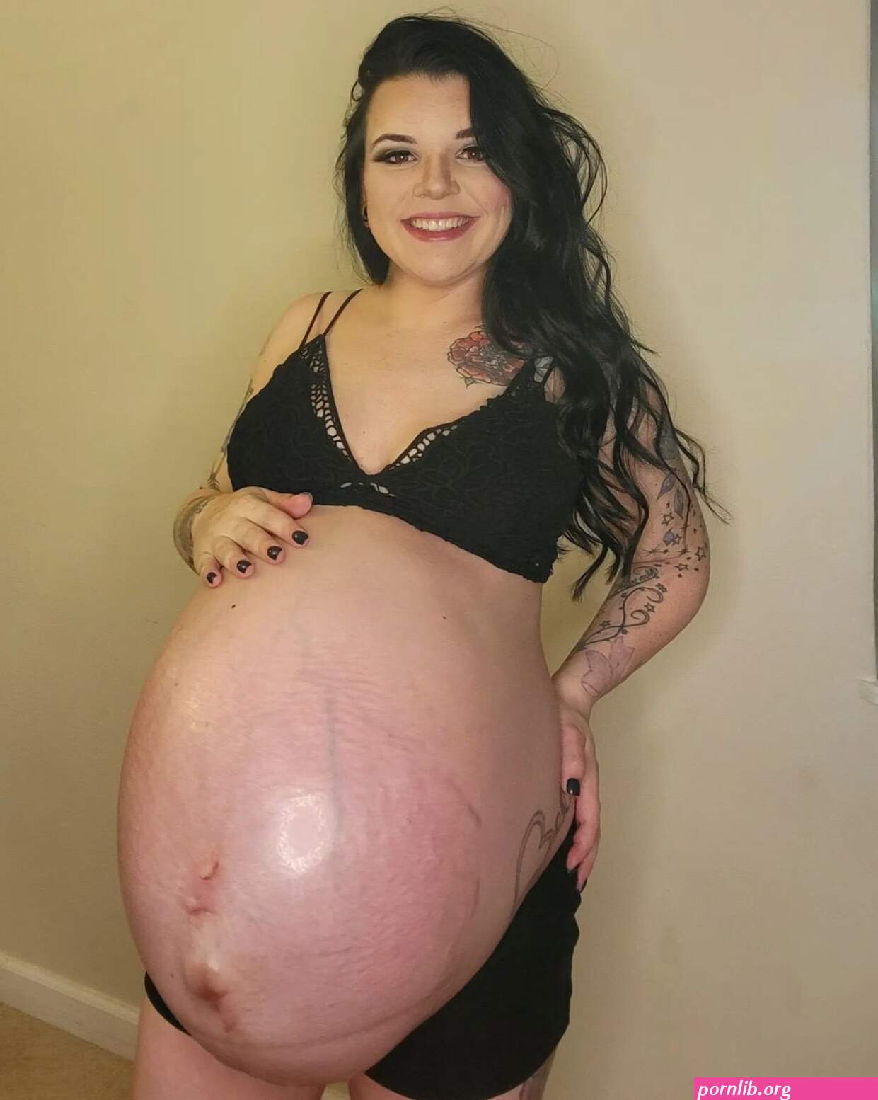 www.big.preggo.morph.com
