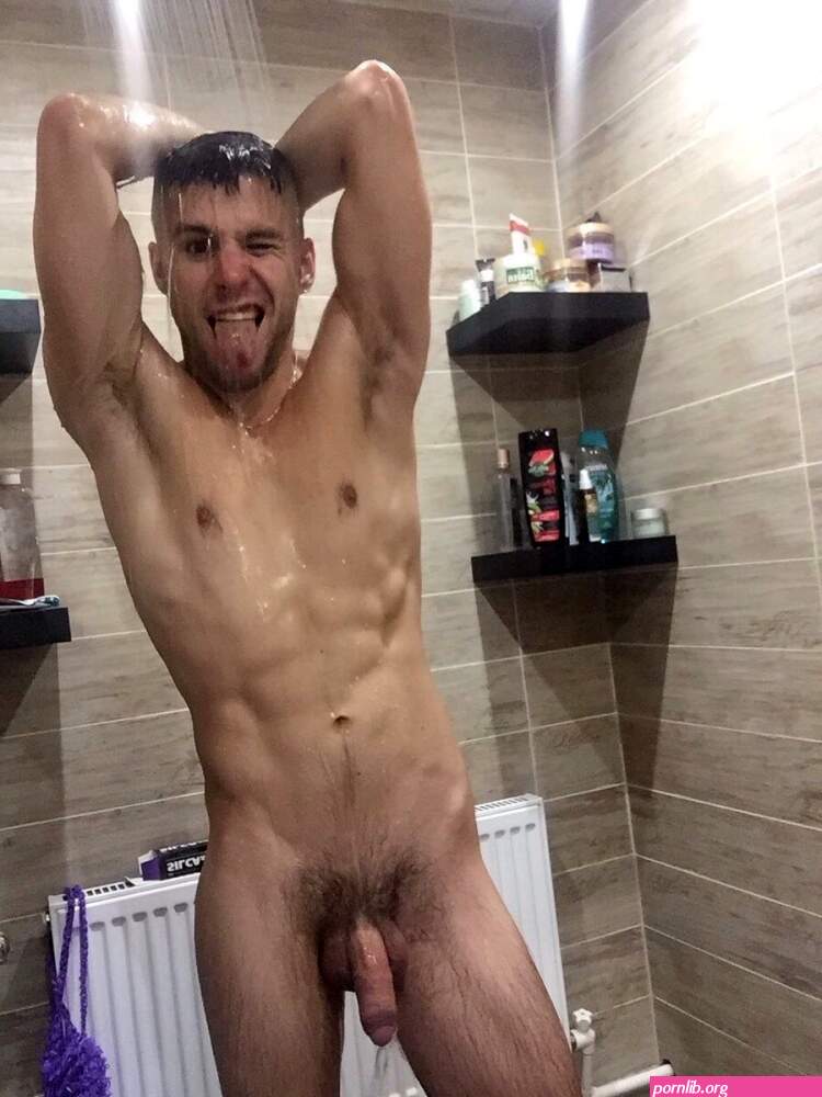 guy nudes