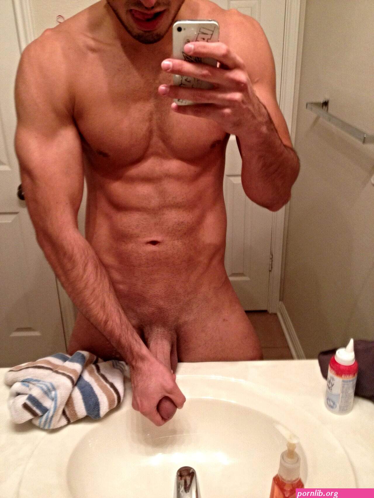 guy nudes