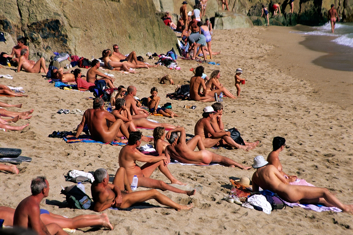 nide beach pics