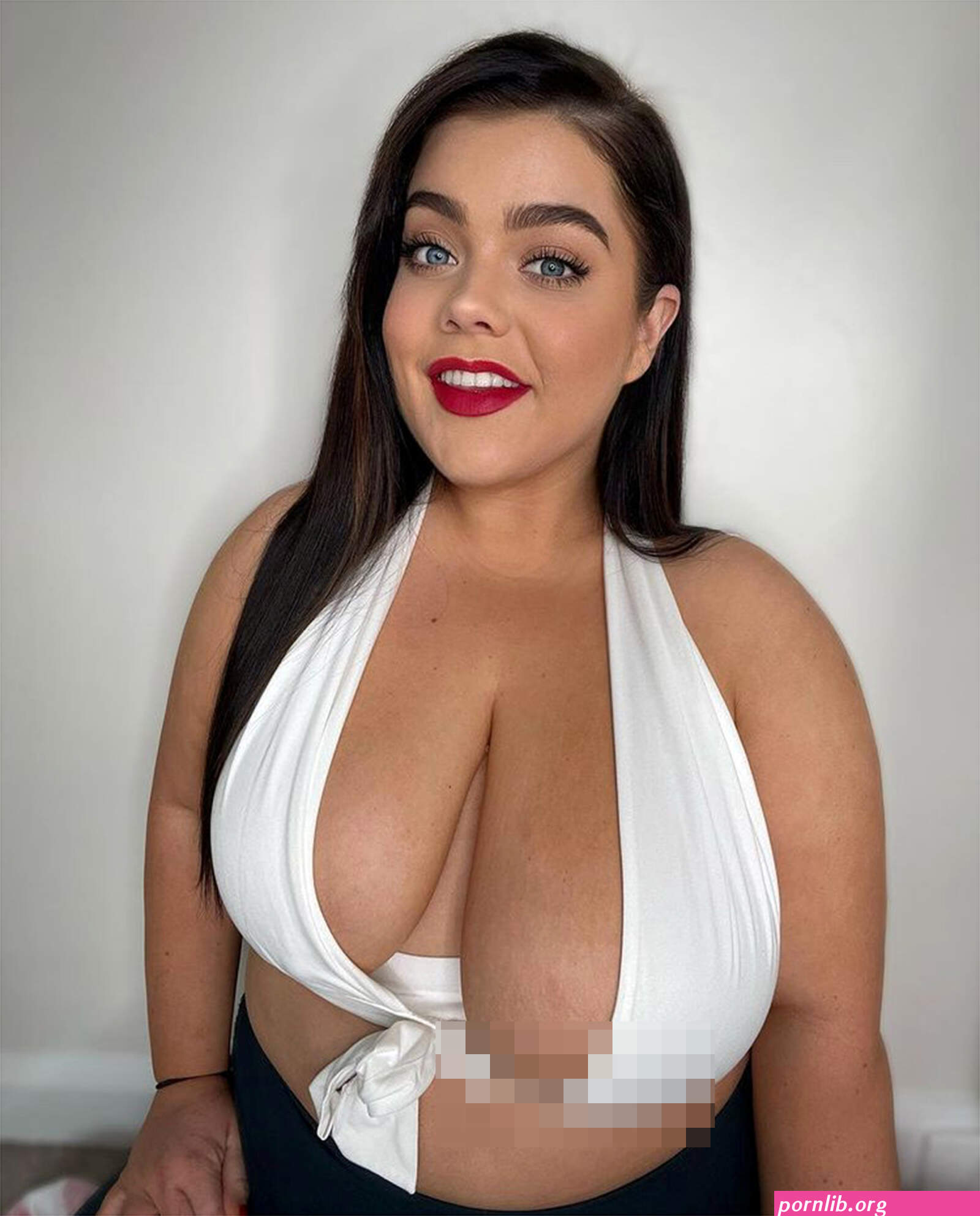 masive boobs