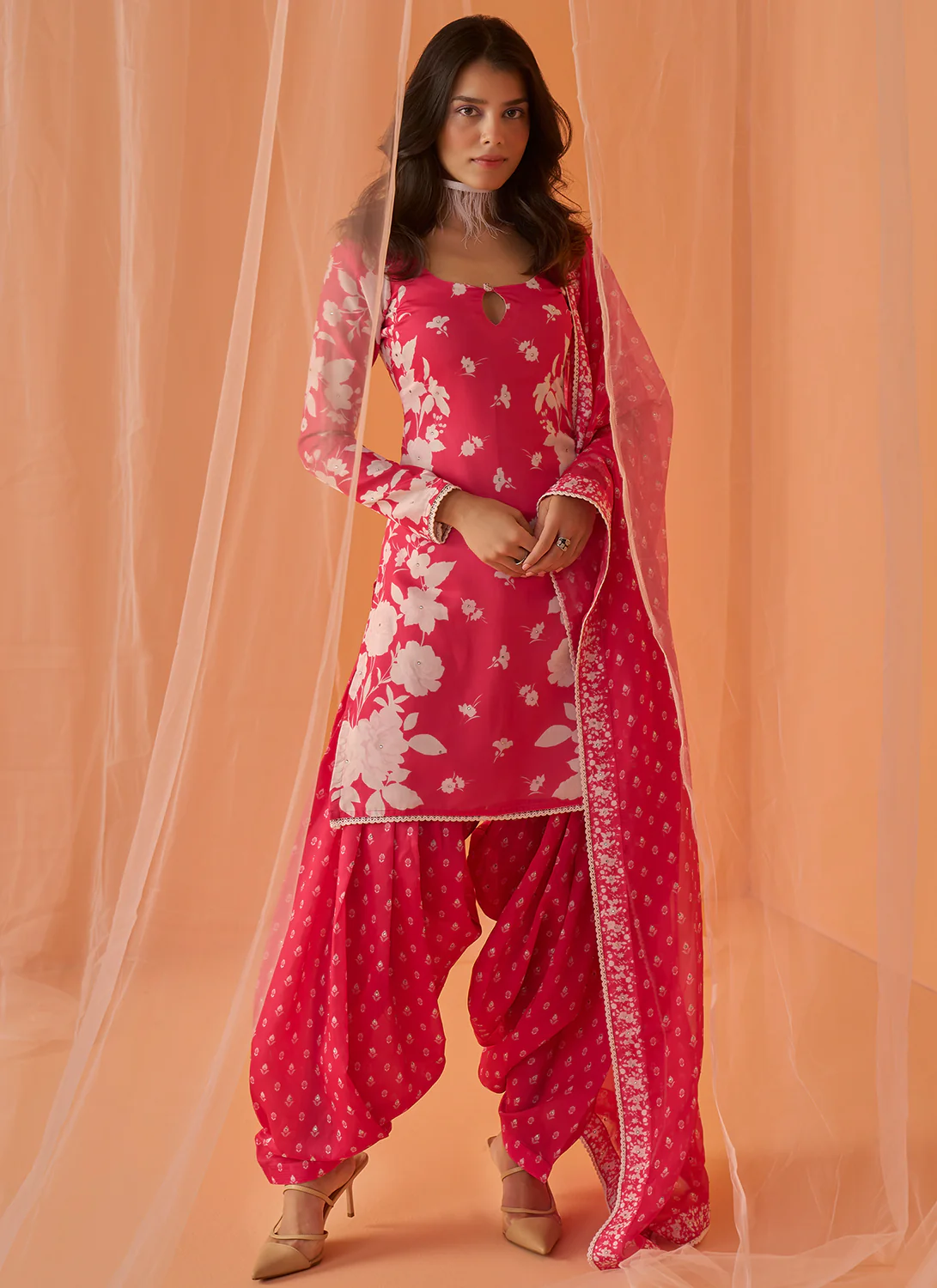 bhabi ki salwar kameej photo