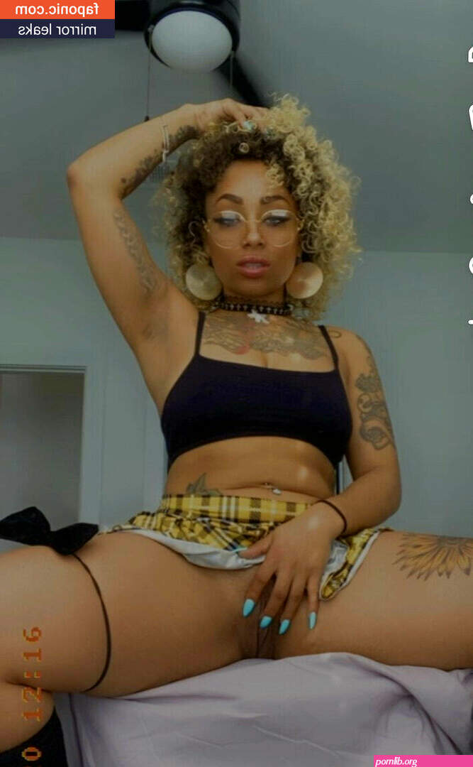 Ishmcfly aka helloomcfly Nude Leaks OnlyFans Photo #8