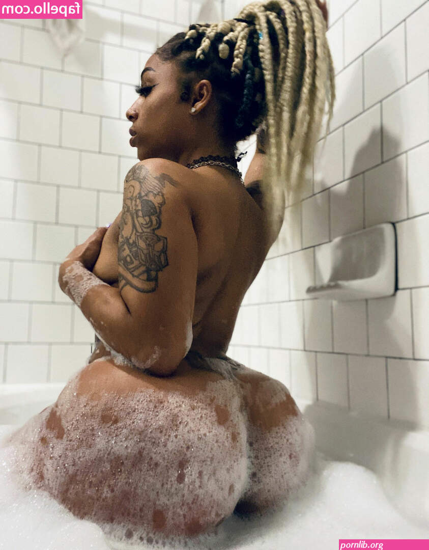ishmcfly – I ❤ Nudes – Celeb Nudes
