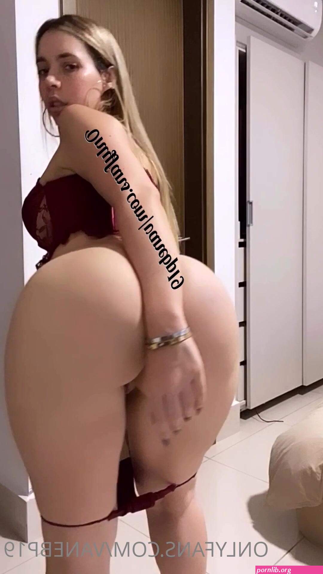 Vanebp19 aka Vanessa Bohorquez OF Video 46