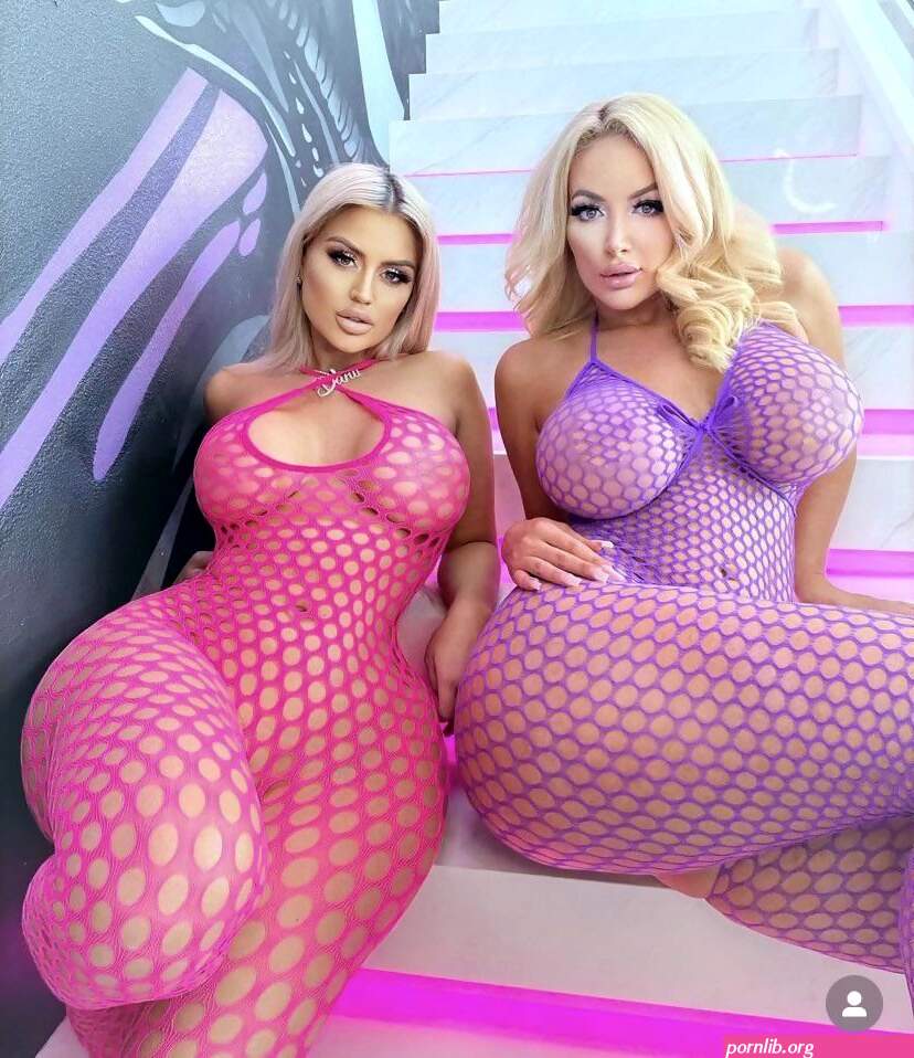 Nicolette Shea and Dani Banks