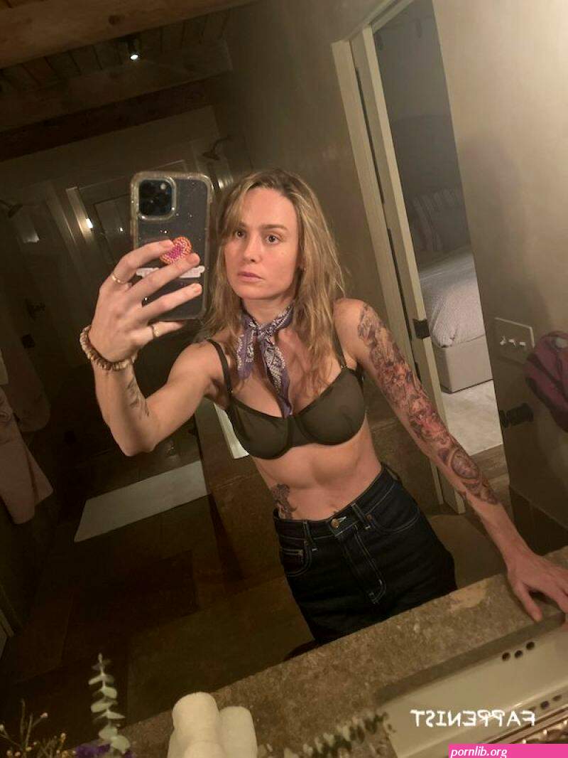 Brie Larson Tits