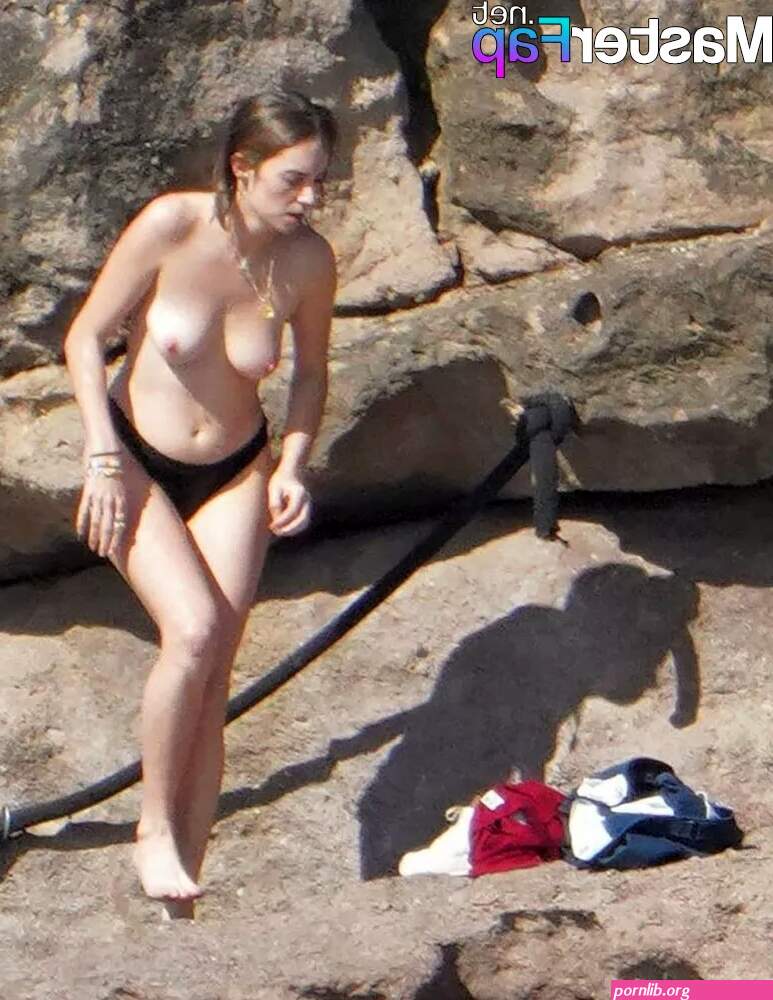 Hawk3 nudes