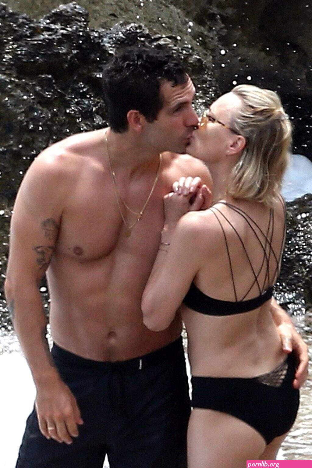 Robin Wright Nude Photos and LEAKED Videos. Latest Scandal