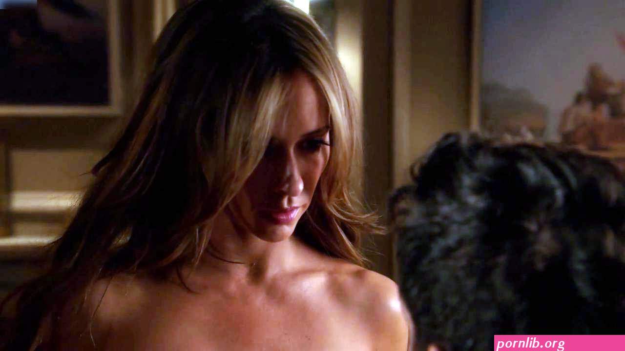 Jennifer Love Hewitt Archives