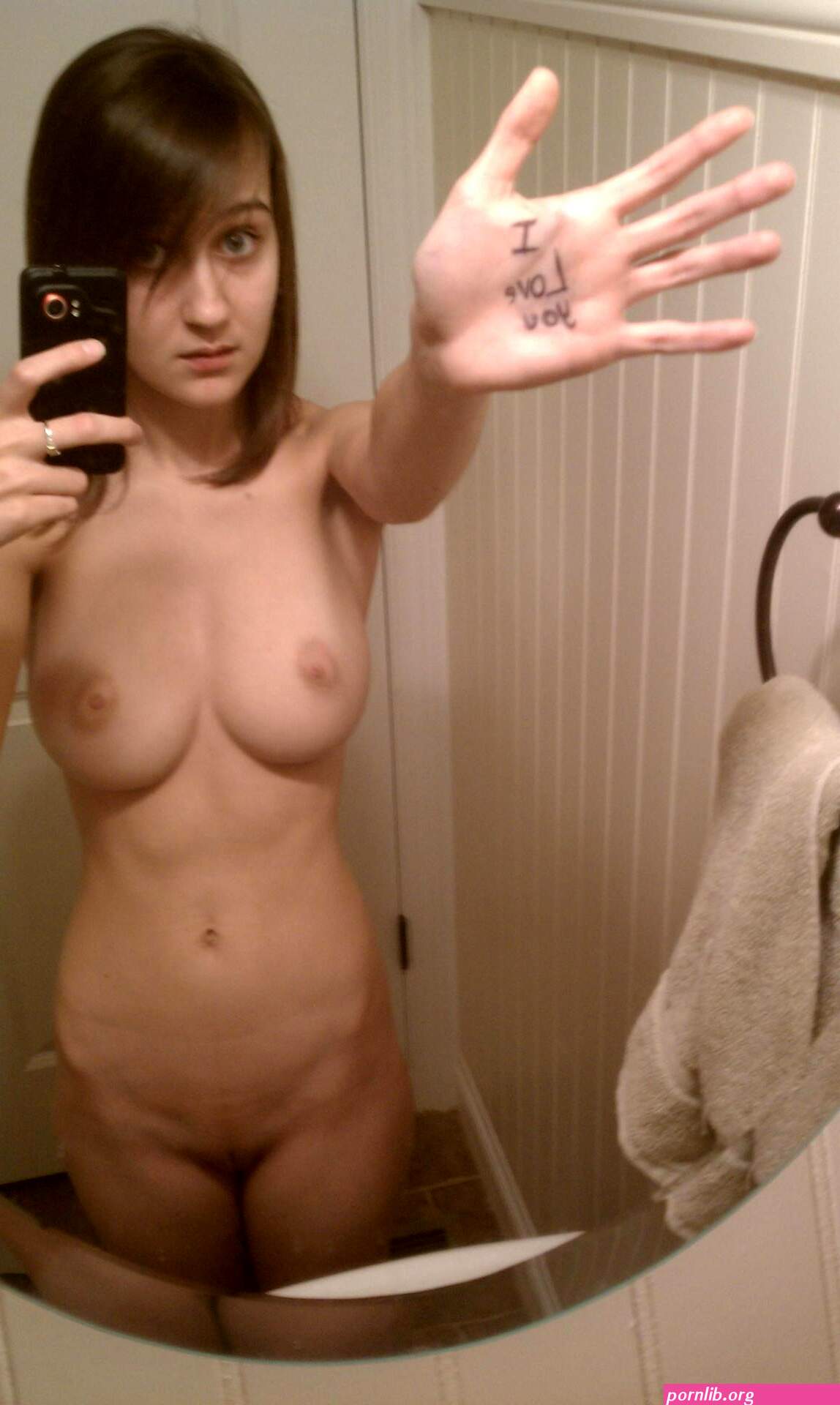 I love you too Random naked lady. Porn Pic