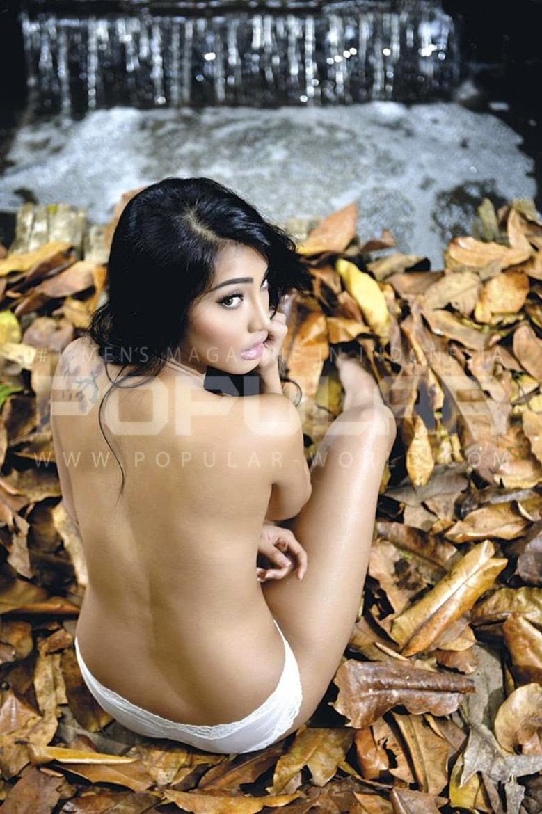 AGISTA PUTRI PHOTOSHOOT MODEL POPULAR