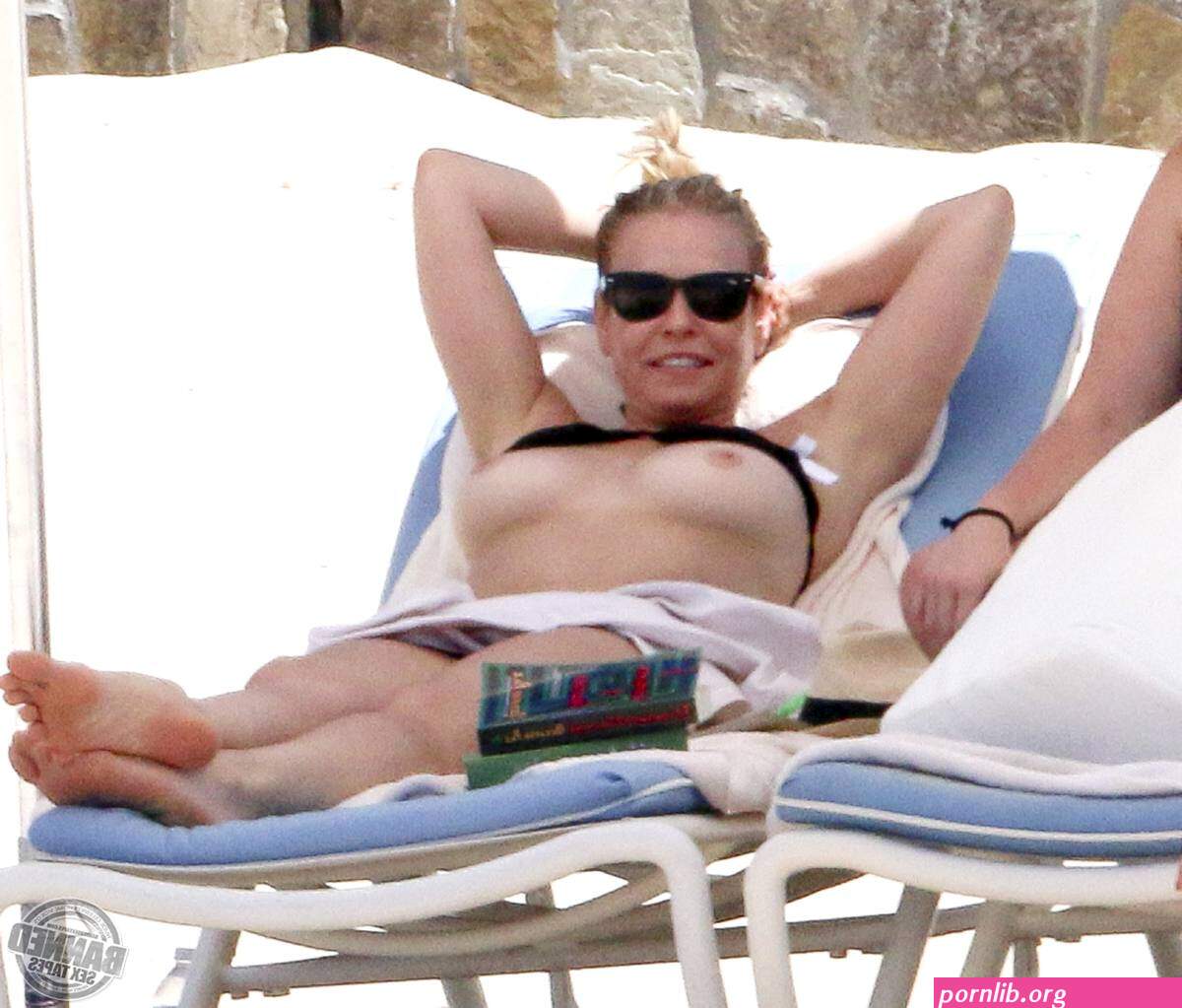 Chelsea Handler fully naked at Largest Celebrities Archive!