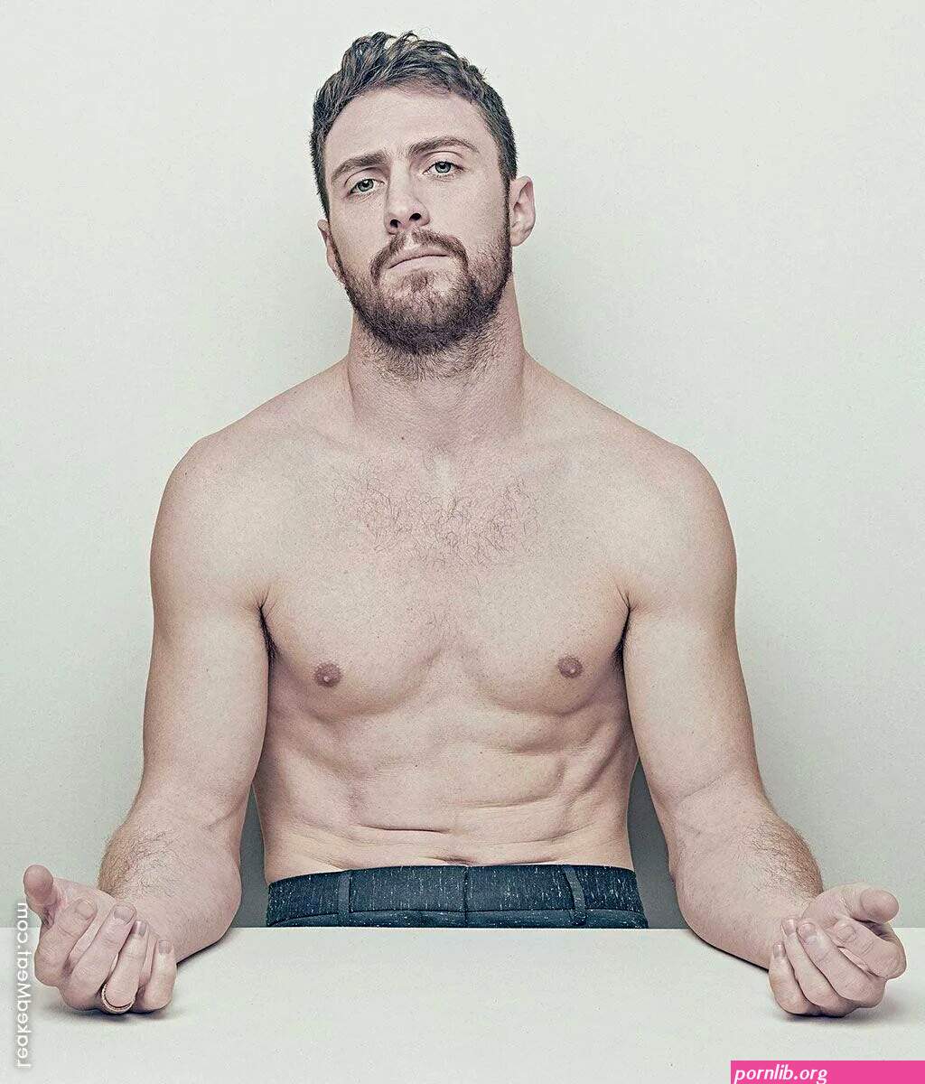 Leaked Meat on X: AaronTaylorJohnson Penis Pics Nude Scenes --