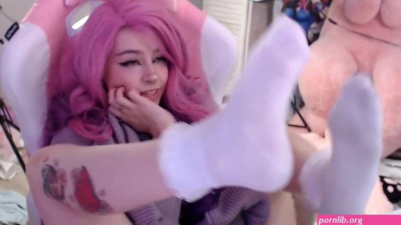 Streamer Rusty Fawkes Webcam Gets Left on