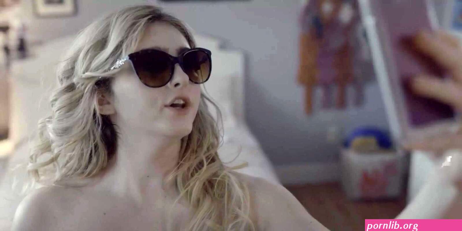 Nude Willow Shields Sarah Wright
