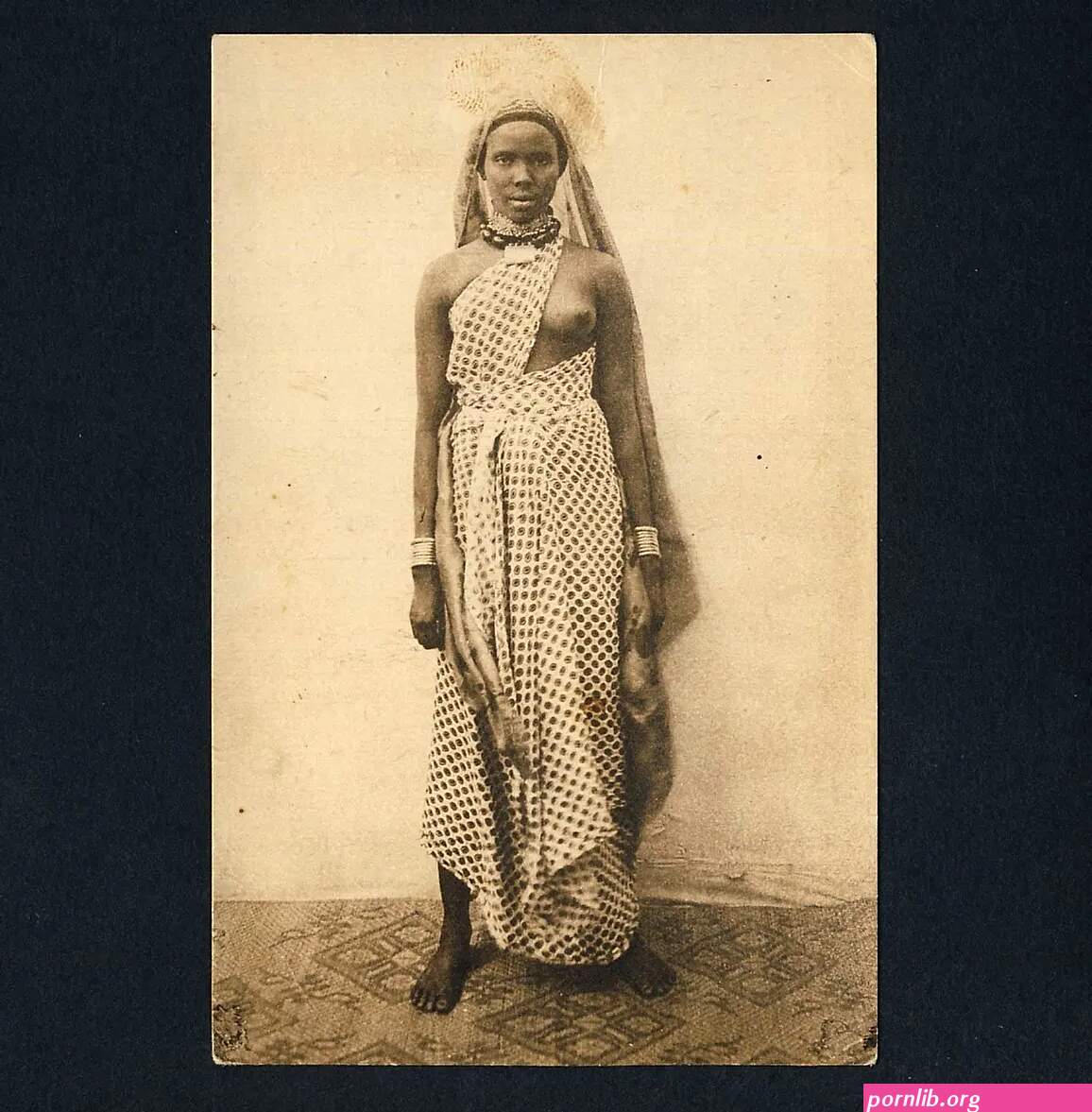 Somalia Italiana NATIVE WOMAN SOMALISCHE FRAU Vintage 1920s Ethnic Nude PC