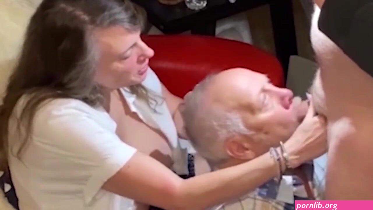 Xhamsters BEST REAL Cuckold Video Part 2... Agness Cuck