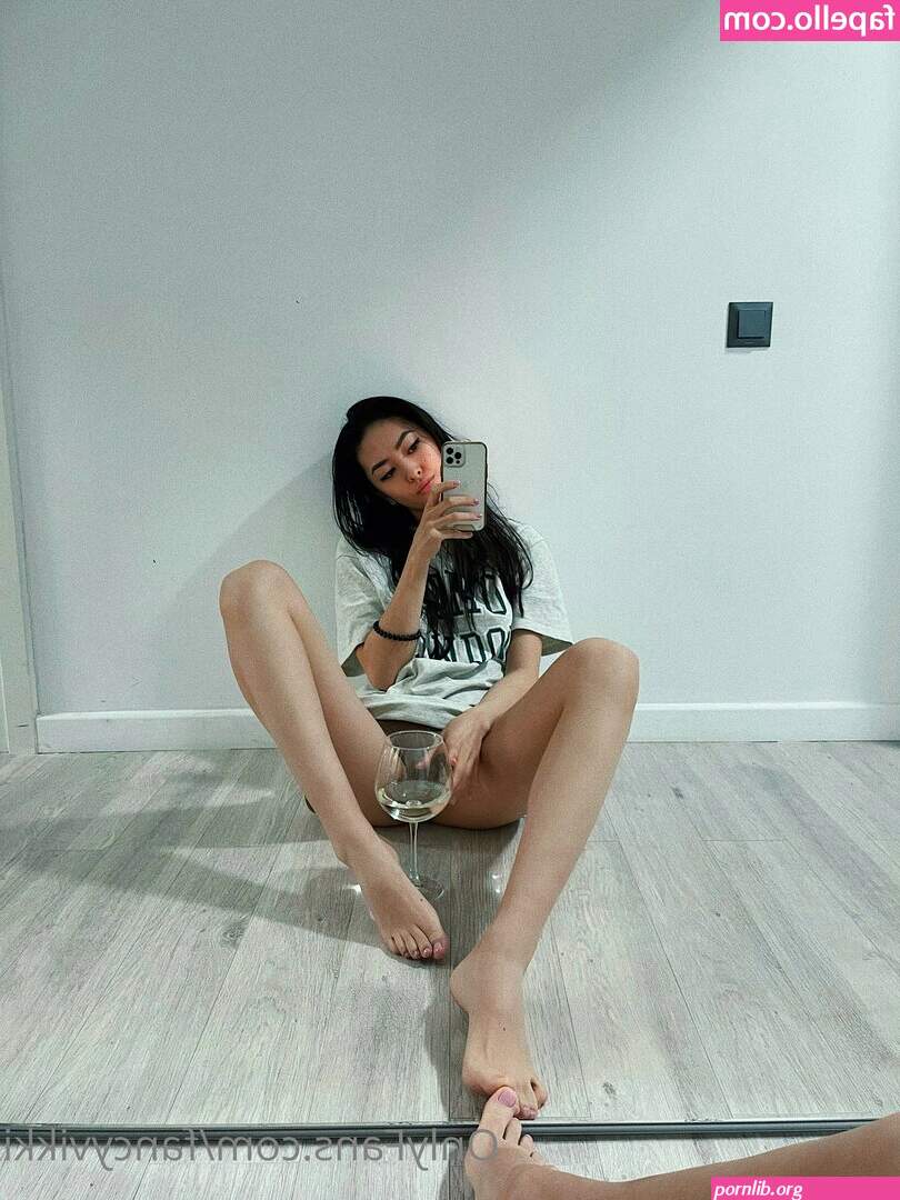 FancyV FancyVikki Vixivik Nude Leaked OnlyFans