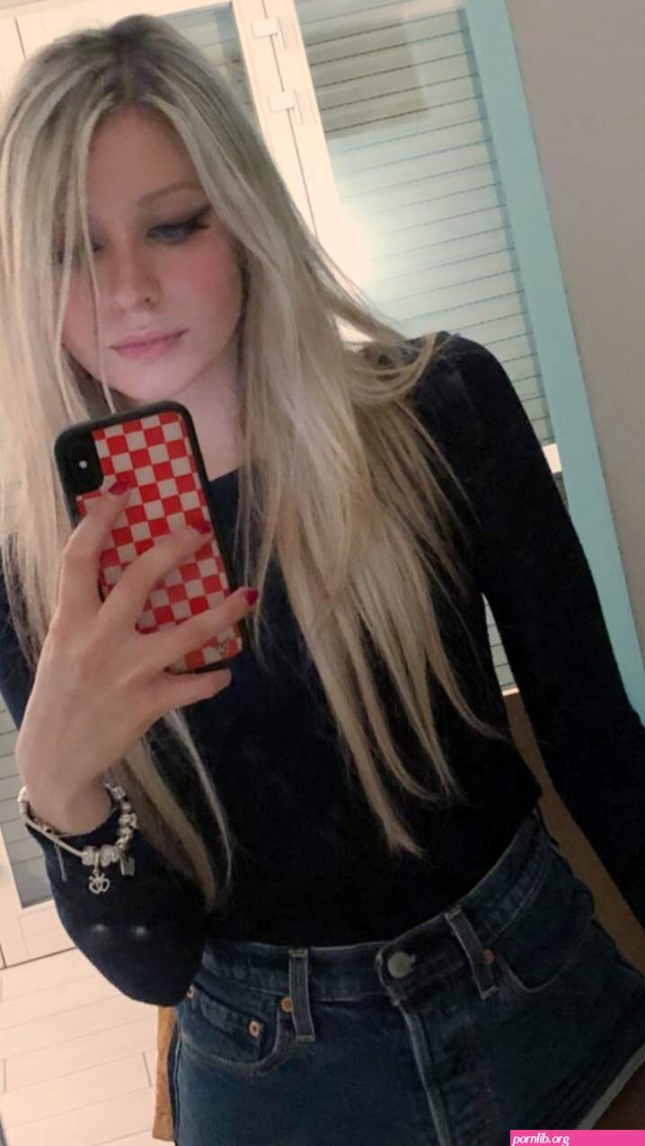 Maddielena Nude OnlyFans Leaks XChannelX