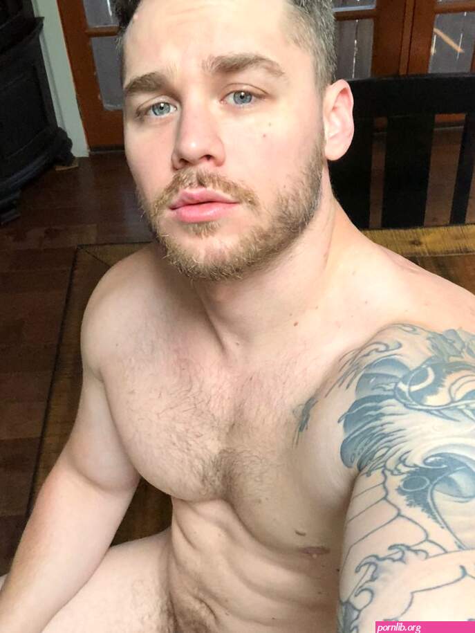 Matthew Camp Hot