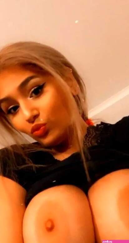 Julia Tica 18 Onlyfans Patreon Fansly Reddit Telegram