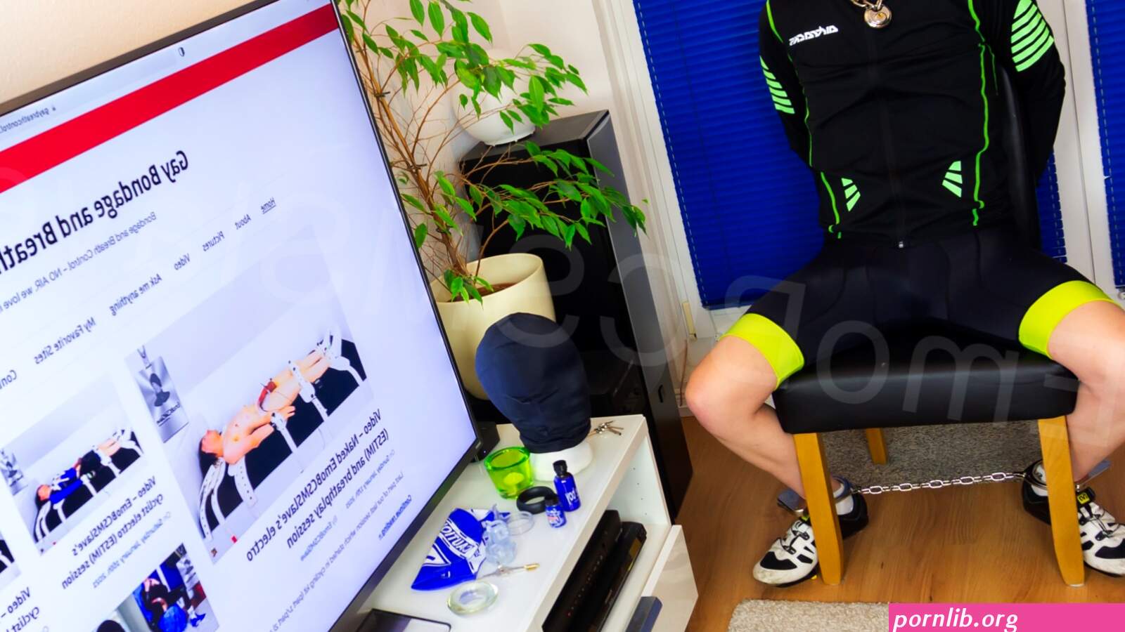 Emo Cyclist Breath Control Vaccum Mask Poppers Training Video
