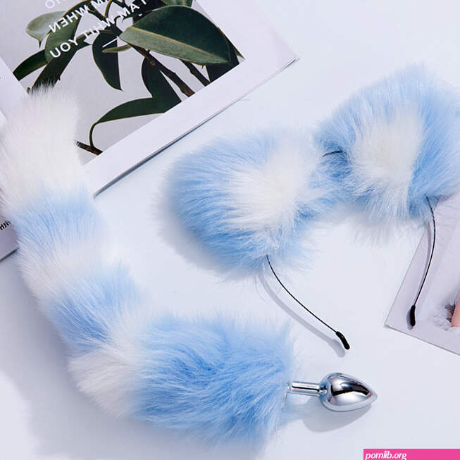 Butt Plug with Blue White Cat Tail