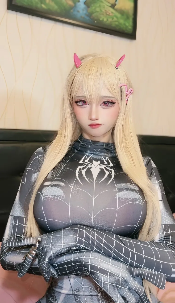 : Ceci Coser Spidey x Viper