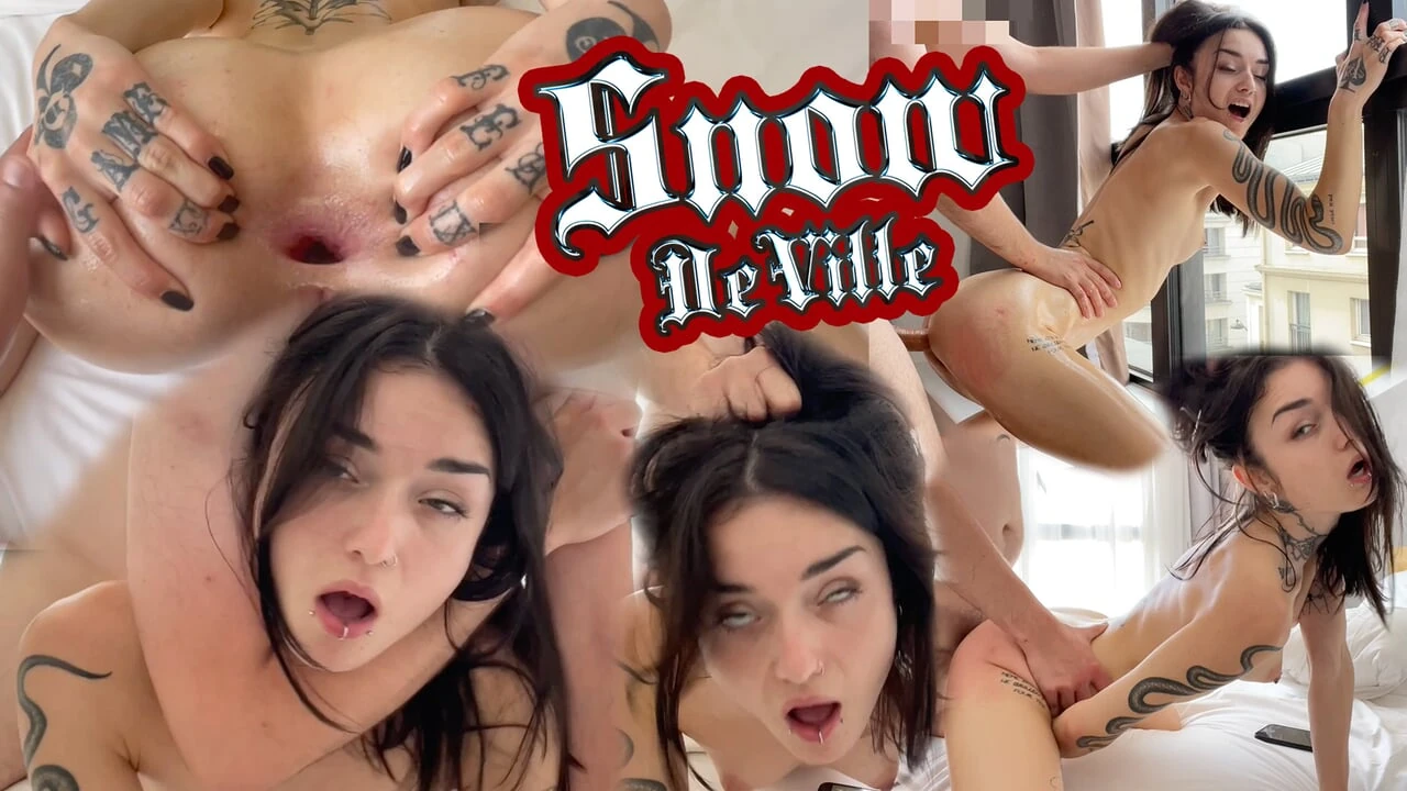 Petite Goth Lets Daddy Use Her Ass as He Pleases: Amateur Porn feat. Snow Deville