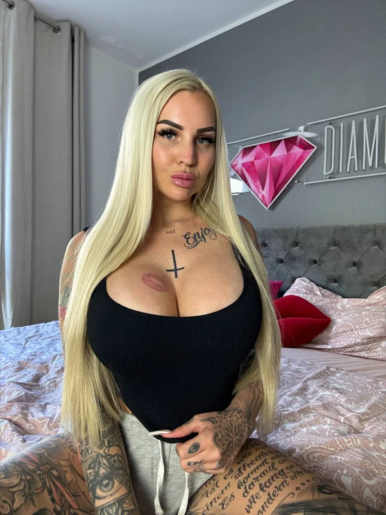 coradiamond OnlyFans