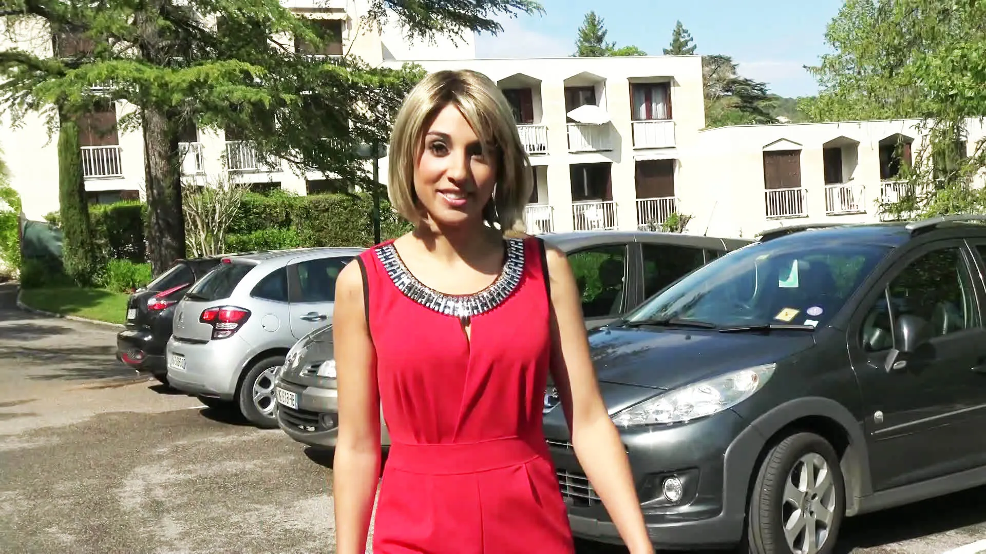Le sexe anal péché mignon dAssia !