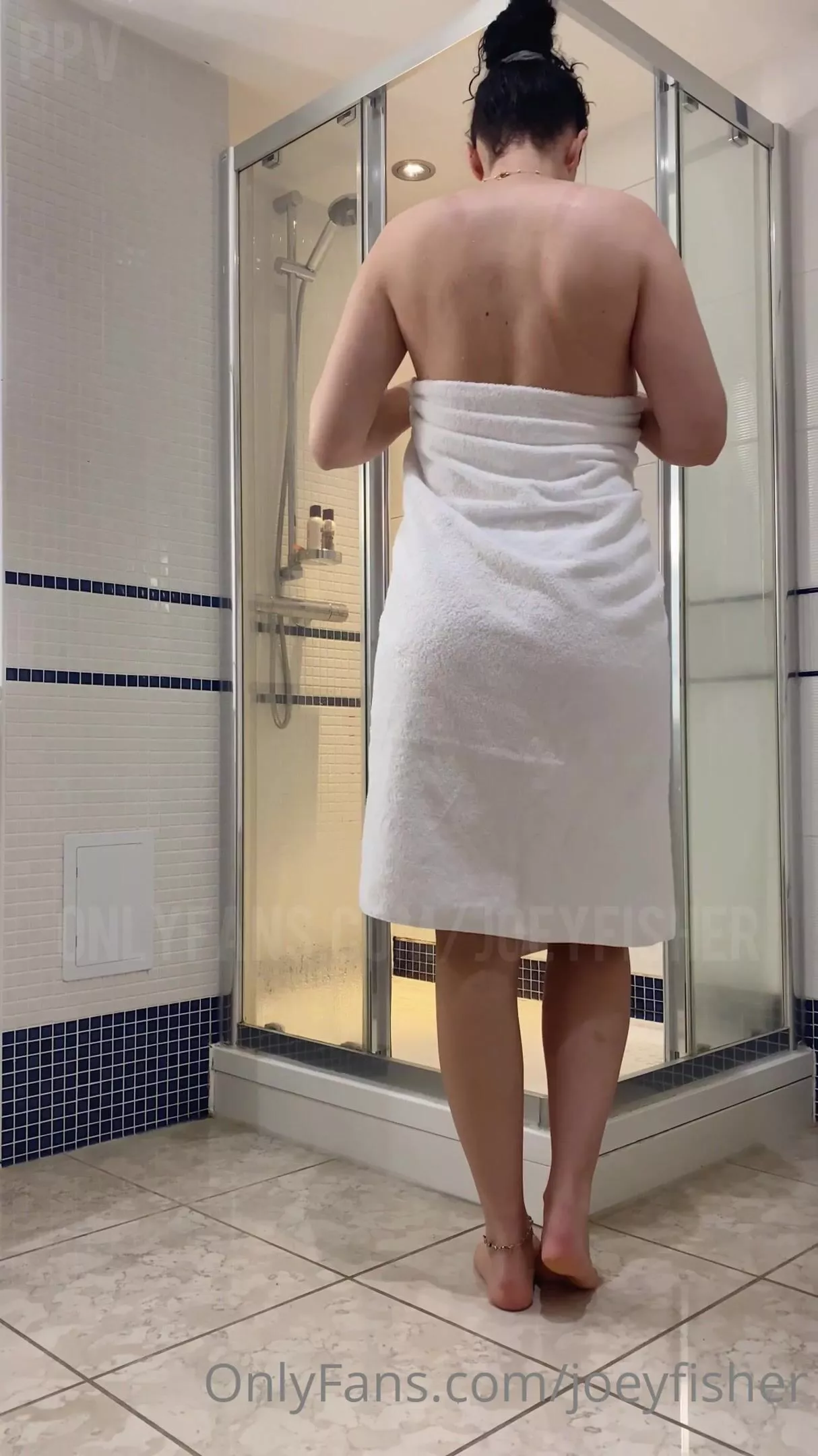 Joefisher Hot Wife Gets Naked And Showering Teasing OnlyFans Video