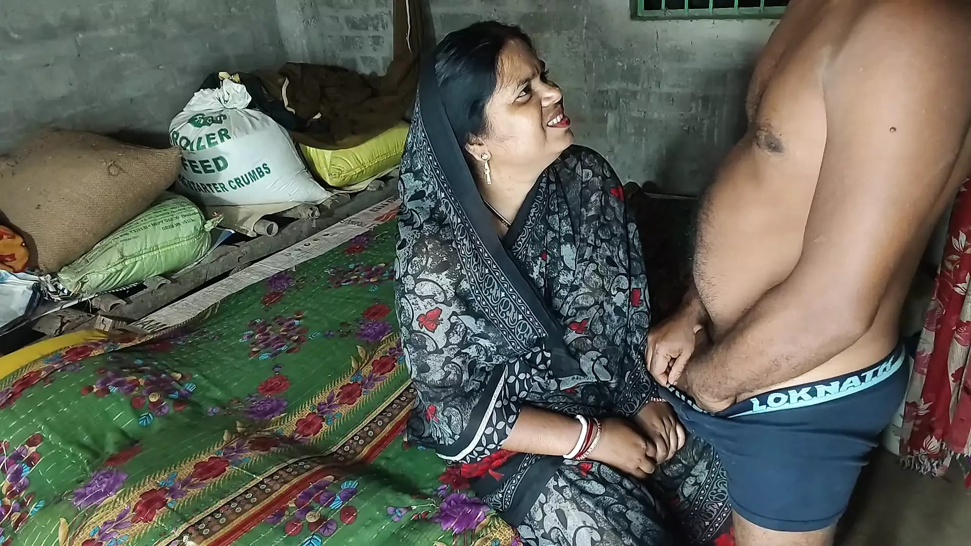 Younger Step Brother Stripped Step Sister and Fucked Her Indian Porn Videos
