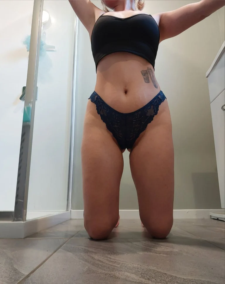 petite-goddess123 OnlyFans