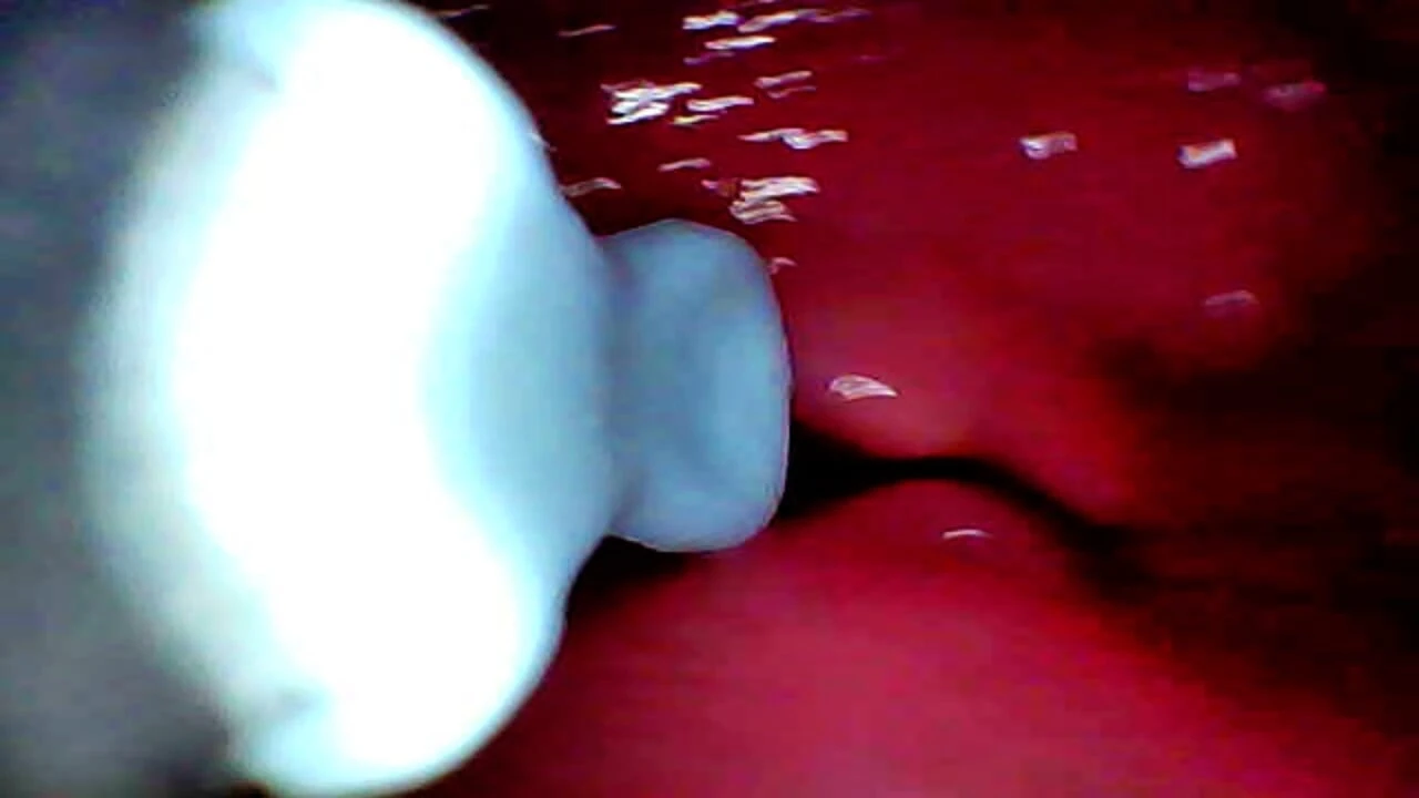 Camera Deep Inside Records Female Orgasm: Croatian Close-up Porn