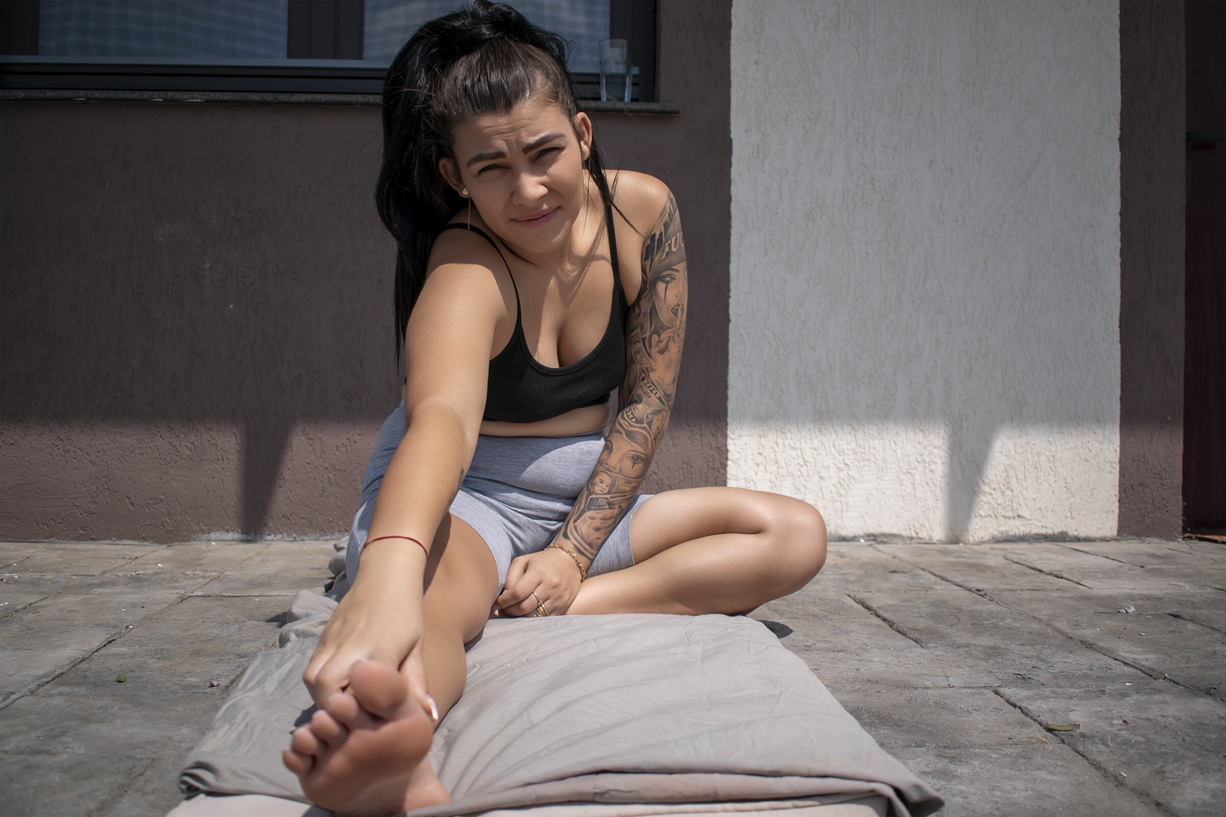 Satisfying Yoga Session With Raw Pussy Fingering And Squirt At The End