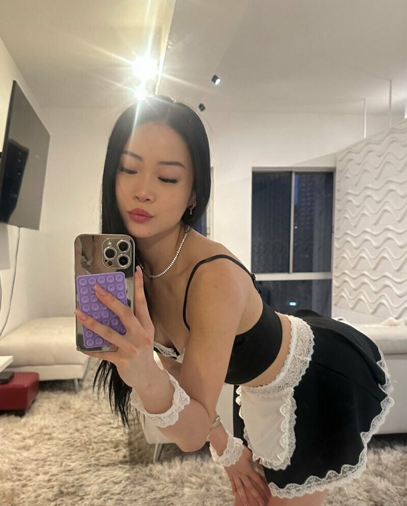 Cute Asian ABG SQUIRTING HOT Cam Girl
