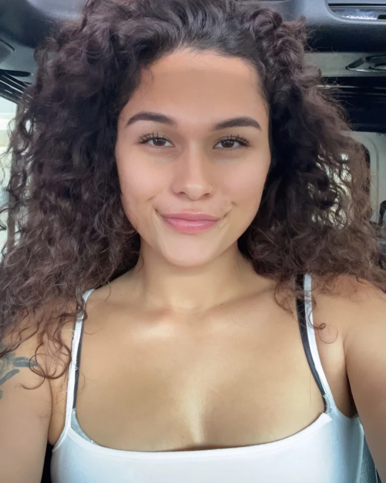 alisiaraee OnlyFans