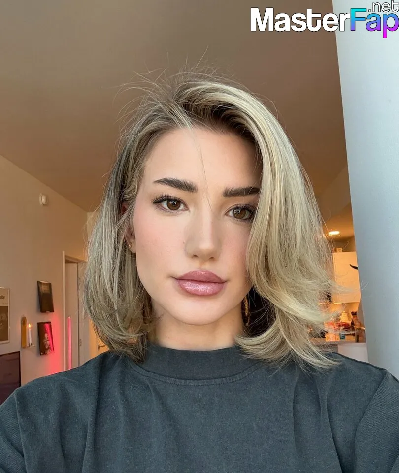 Astabush Nude OnlyFans Leak Picture OhL7YvoKsI
