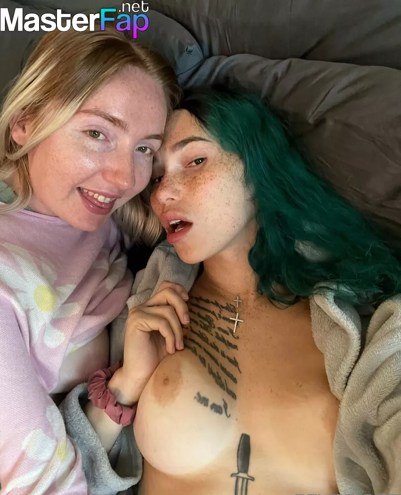 Eevee Bee Nude OnlyFans Leak Picture tYfjnEi2x6