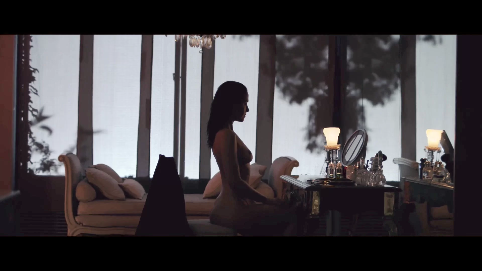 Natalia Oreiro nude in La noche magica 2021