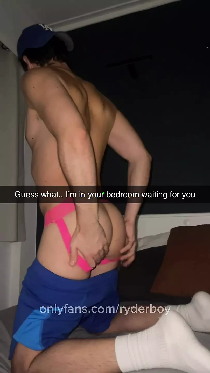 POV of Hot College Guy Begging for Cock on Snapchat Leaked: Gay Twink Twink Porn