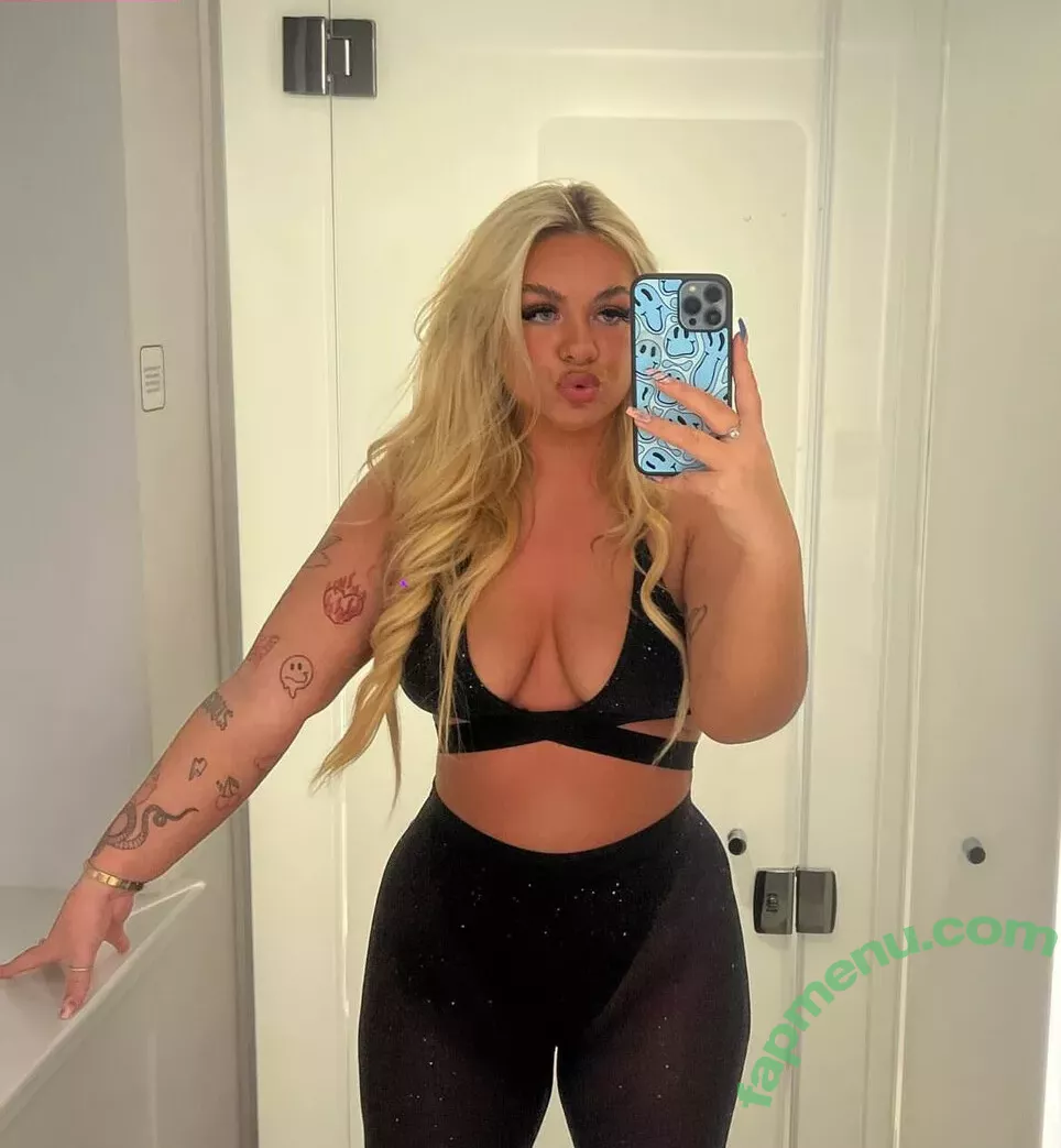 Beth Macdonald OnlyFans Leak: Nude photo