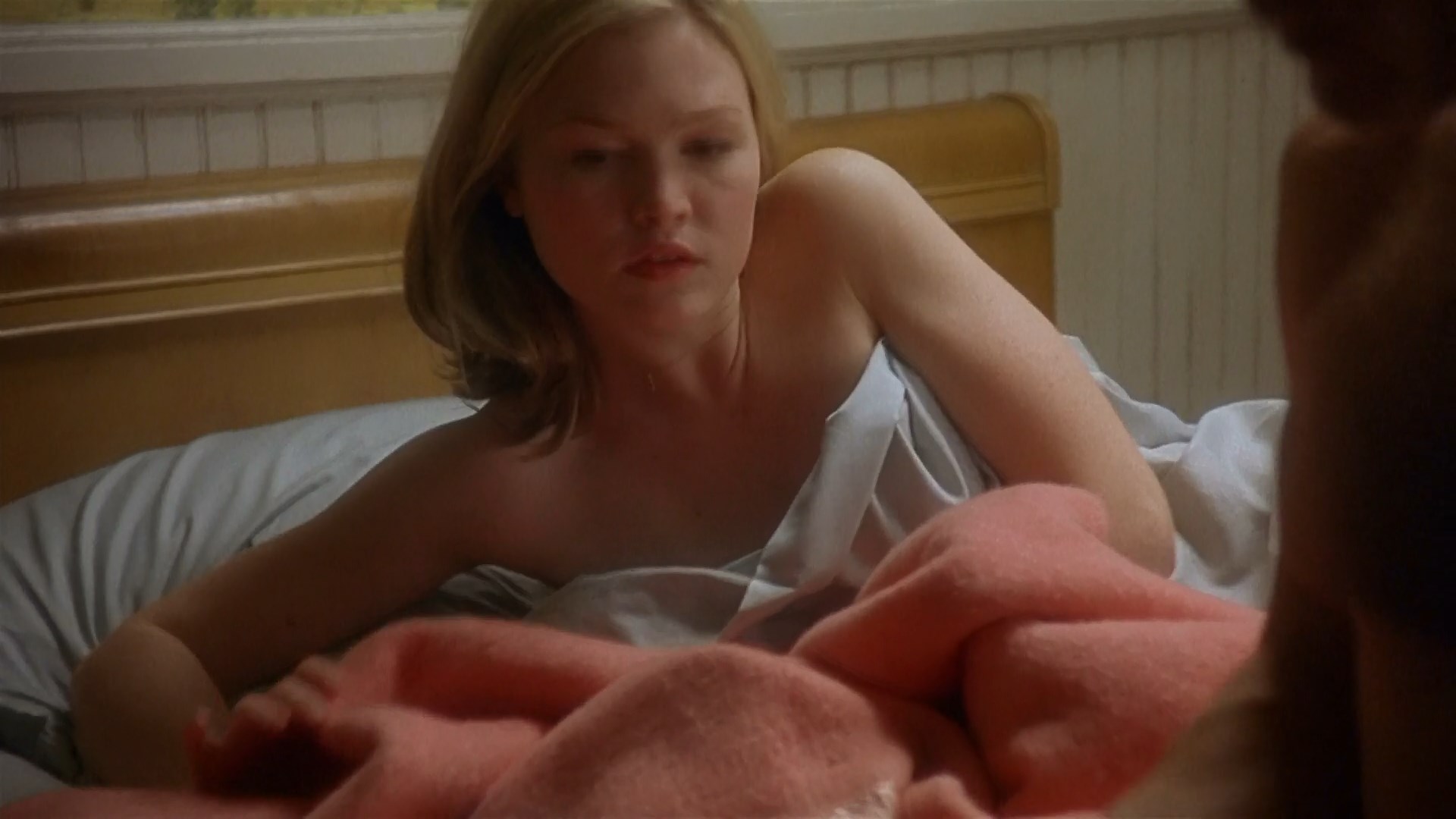 Nude video celebs Julia Stiles sexy