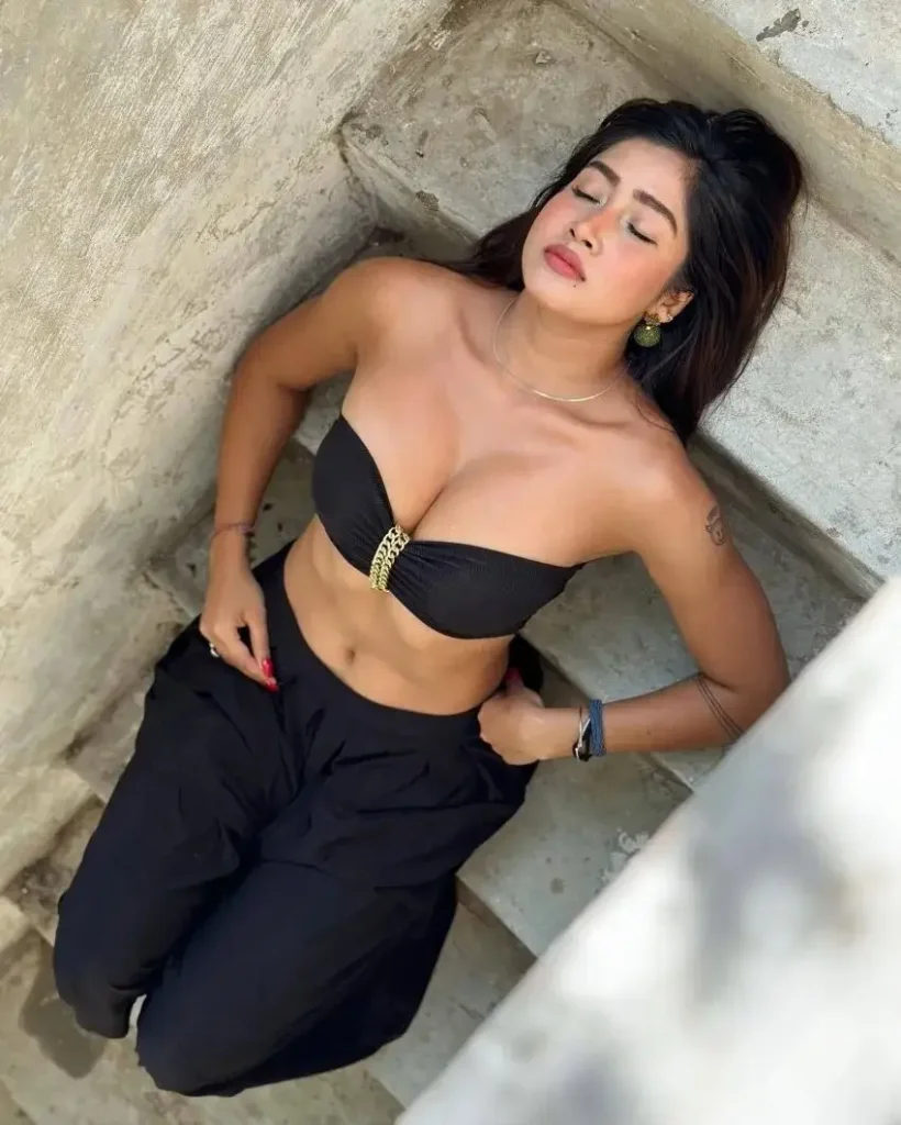 Sofia Ansari viral mms wait is over watch now.
