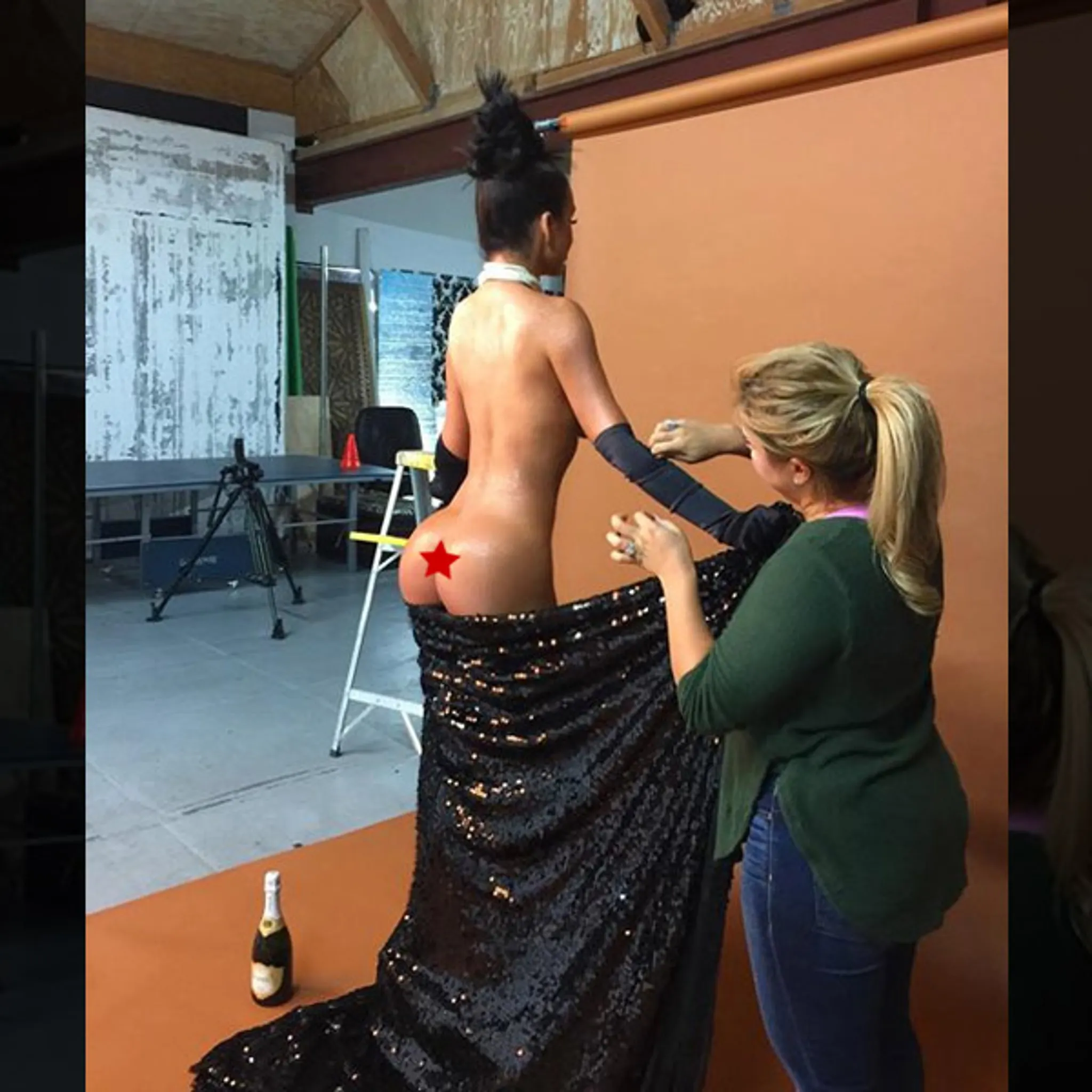 Abigail Ratchford: Im Flattering Kim K with My Bare Naked Ass