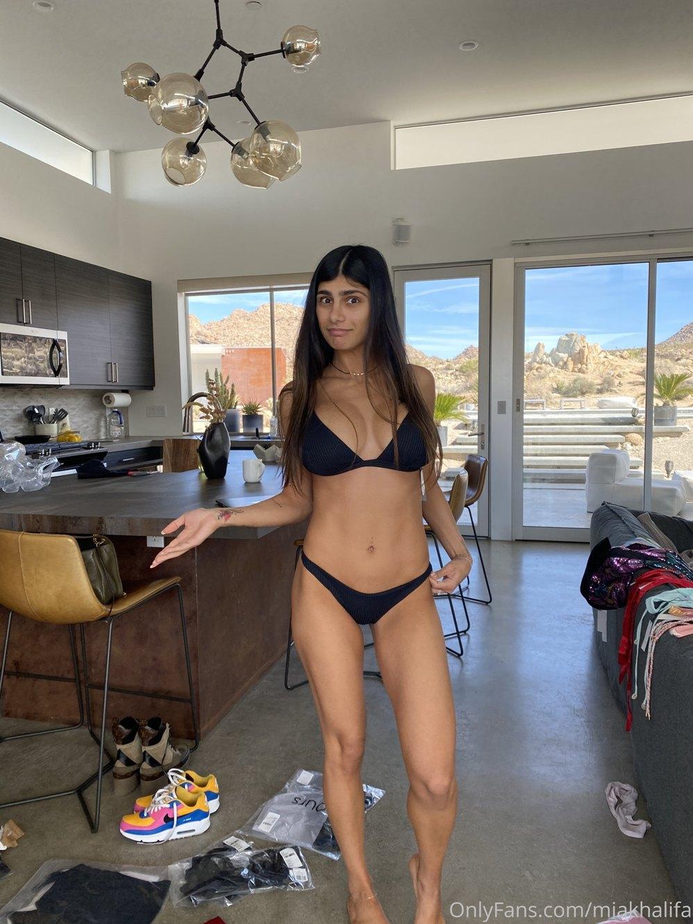 Mia Khalifa Lingerie Try-On Haul Onlyfans Set Leaked