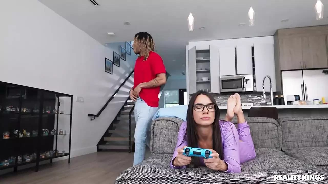 Anal Play for Gamer Bae Reality Kings feat. Ivy Ireland