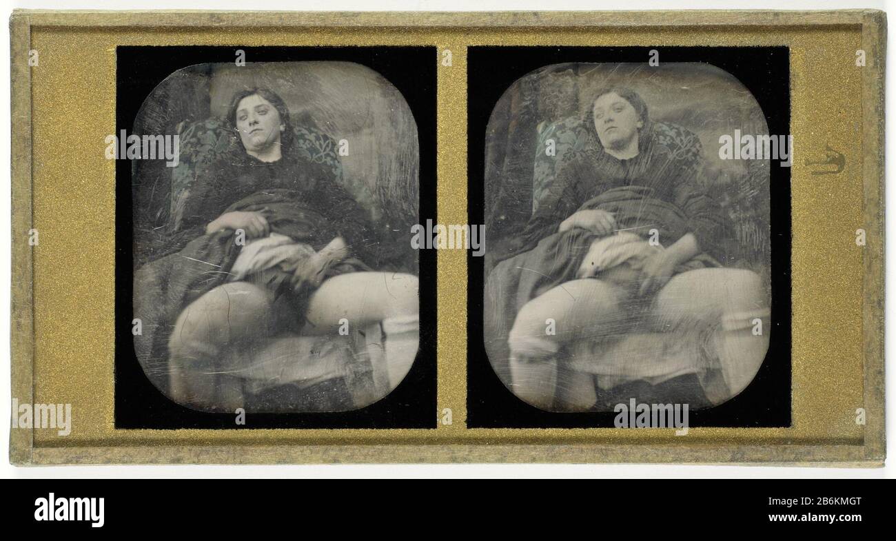 A woman masturbating A masturbatory woman object type: stereo picture Object number: RP-F-F17808 Manufacturer : photographer: anonymous location manufacture: France Date: 1855